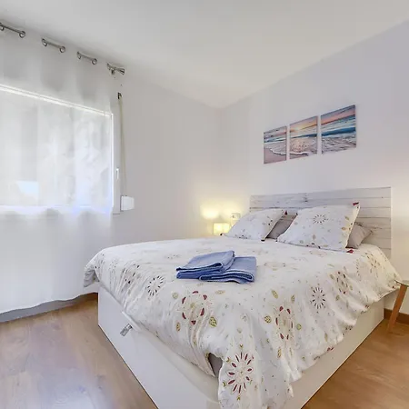 Roc-mar-2 By Interhome Rosas