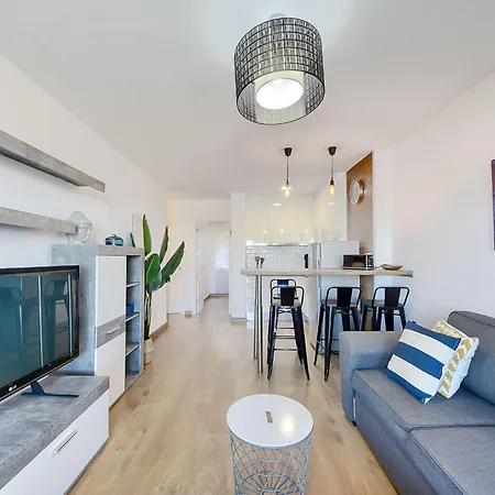 Roc-mar-2 By Interhome *